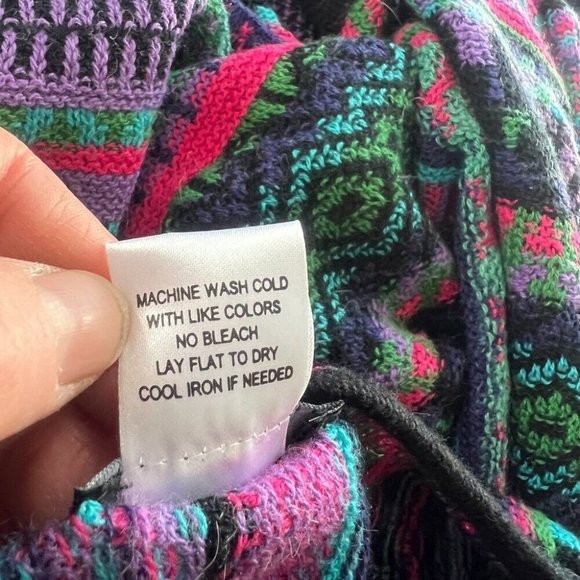 Novica Womens Striped Batwing Poncho Lightweight Sweater Aztec Boho Tribal - Picture 7 of 7